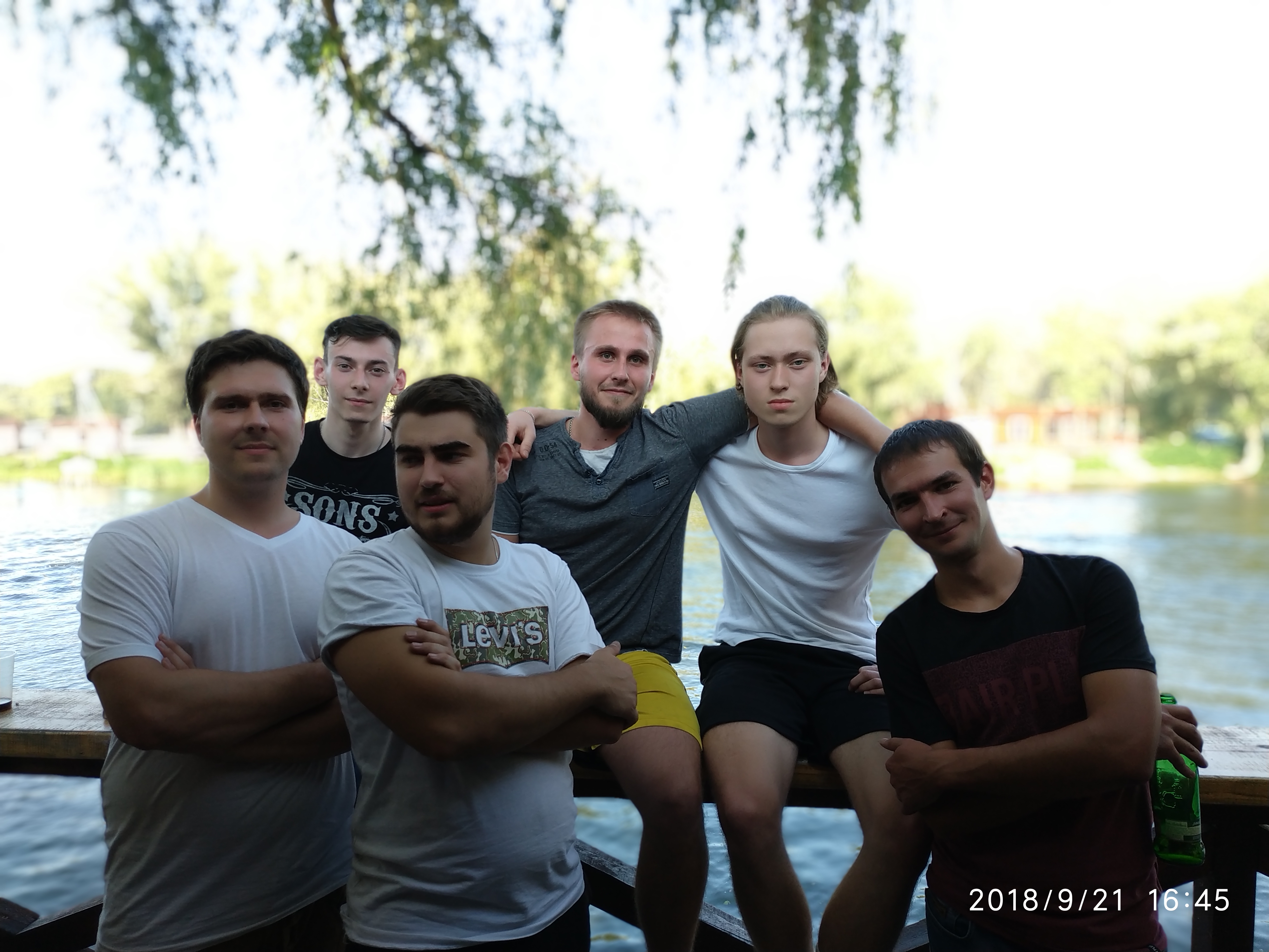 дружный коллектив, мужская часть - маркетингового рекламного агентства True Advertising Group, Киев